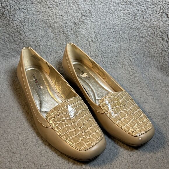 Lilas Bandolino White Ivory Cream Slip-on Shoes 8.5 Wedge Flexible Comfy Cushion - Picture 1 of 15